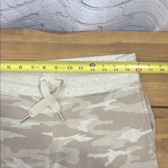 Athleta Tan Camo Track Pants with Tapered Leg and Elastic Waistband - Picture 8 of 8
